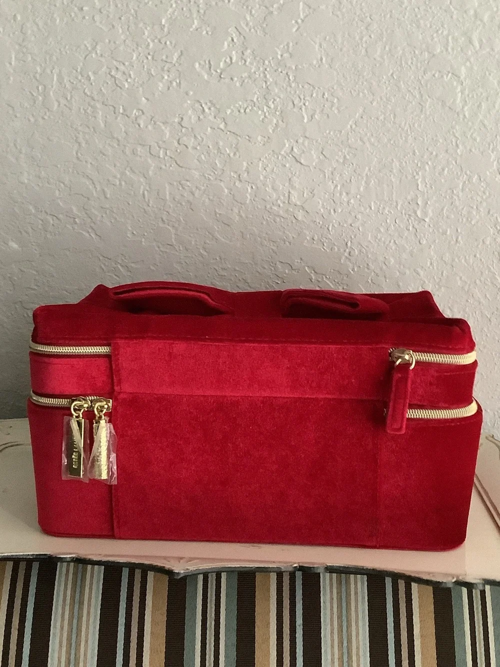 Estee Lauder Red Velvet Bow Travel Cosmetic Case